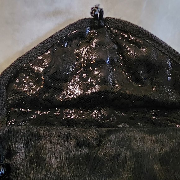 COPY - Rafael Sanchez faux fur - Picture 4 of 5